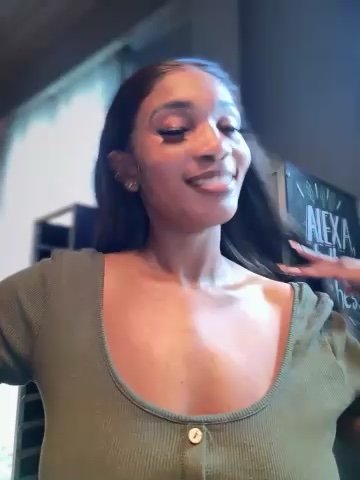 VannessaJj live cam screenshot female from United Kingdom on Ohstagram — Live Cams & Adult Streams — screenshot #6