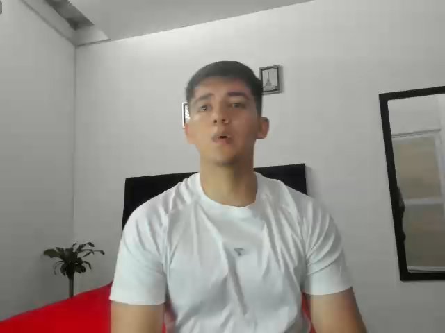TheonXxs live cam screenshot male on Ohstagram — Live Cams & Adult Streams — screenshot #1