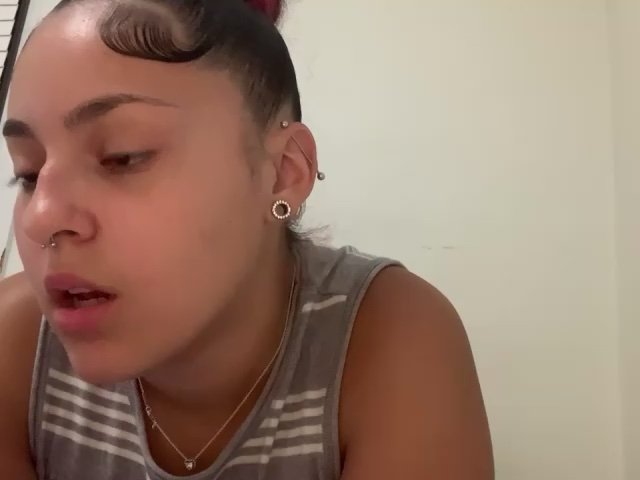 babykalirose live cam screenshot malefemale from United States on Ohstagram — Live Cams & Adult Streams — screenshot #1